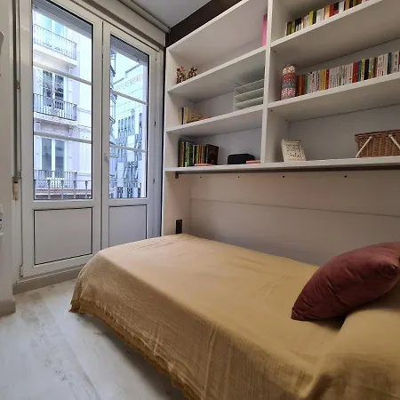 Dos Torres Arte En Balcones - Calle Alfonso I Apartment *