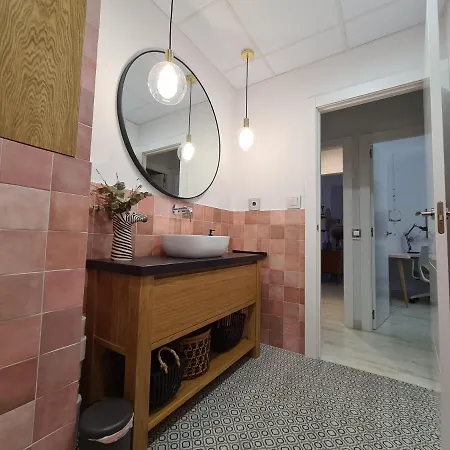 Dos Torres Arte En Balcones - Calle Alfonso I アパート サラゴサ