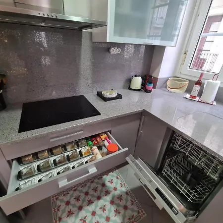 Dos Torres Arte En Balcones - Calle Alfonso I サラゴサ