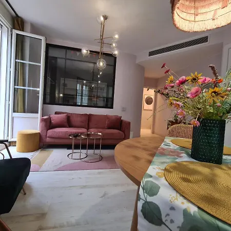 Dos Torres Arte En Balcones - Calle Alfonso I *