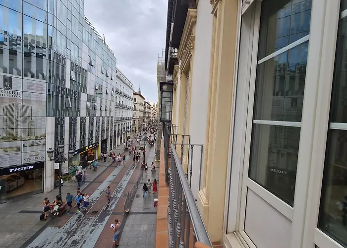 아파트 Dos Torres Arte En Balcones - Calle Alfonso I