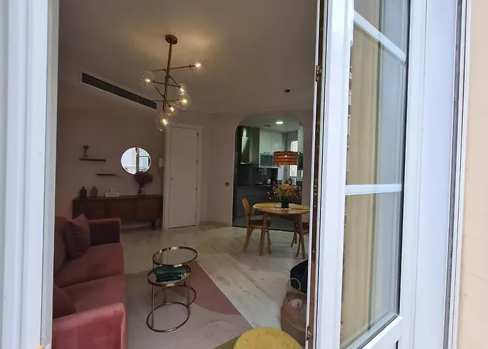 아파트 Dos Torres Arte En Balcones - Calle Alfonso I *